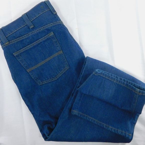 L.L. Bean Natural Fit Dark Denim Jean - Picture 3 of 4